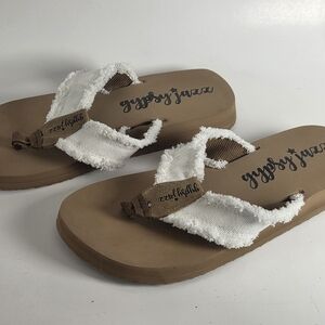 Gypsy Jazz Tan and Cream Sandals